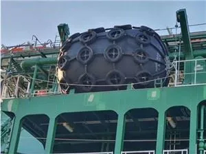 گلگیر پنوماتیک انتقال کشتی LNG